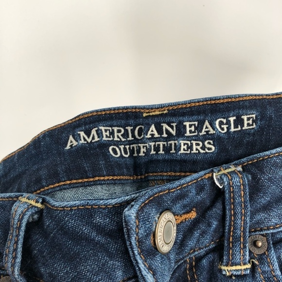 AMERICAN EAGLE Denim Jean Shorts Cutoff Stretch Denim 2 Women Raw Hem Distressed - Picture 5 of 6